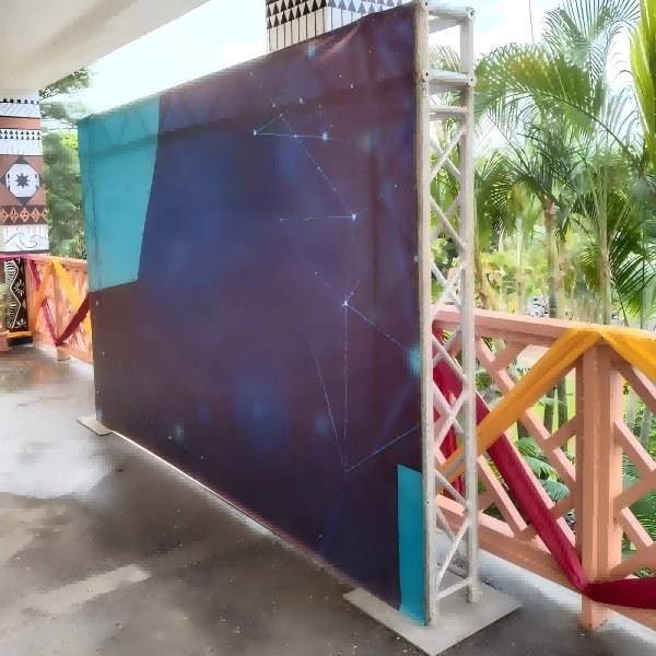 exhibition truss system.png