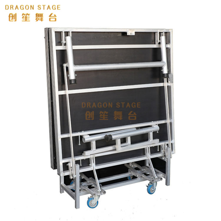 6x8 folding stage.jpg