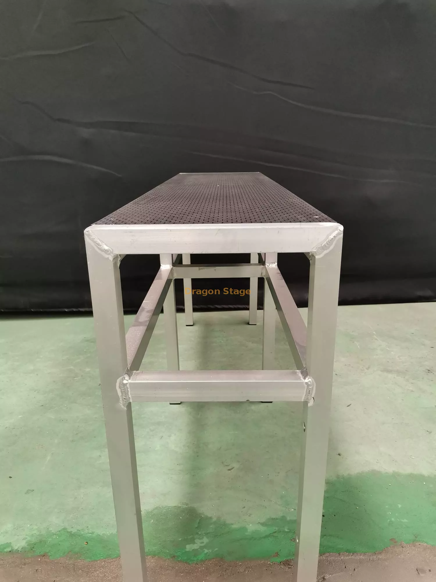 Aluminum Fixed Height Stair Step4.webp