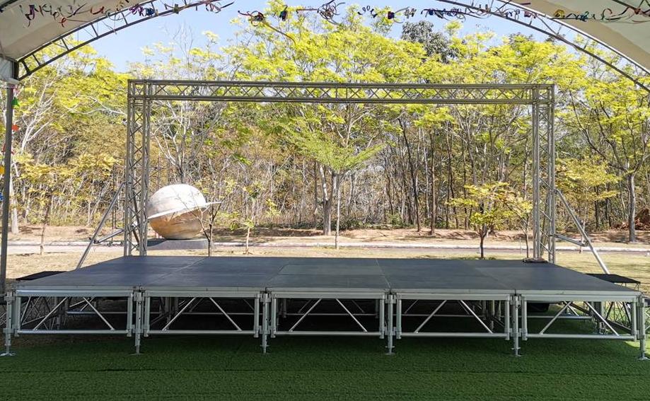 portable aluminum DJ stage system.jpg