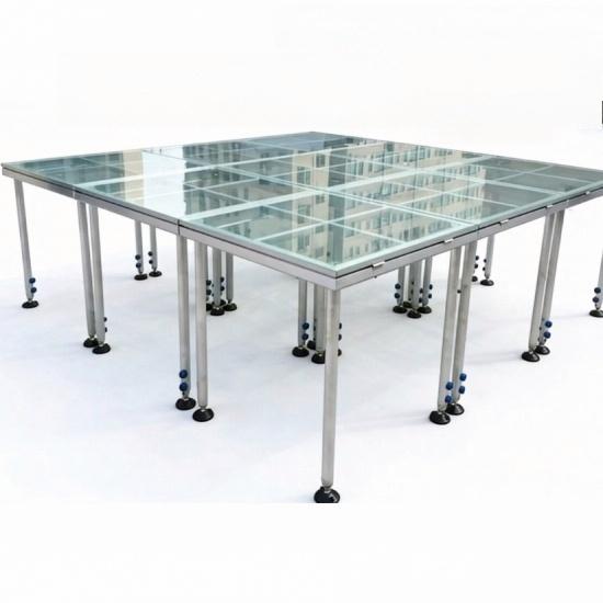 9 pieces clear stage.jpg